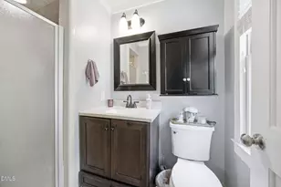 111 Coatbridge Cir, Cary, NC 27511 - Photo 21