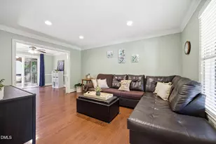 111 Coatbridge Cir, Cary, NC 27511 - Photo 13