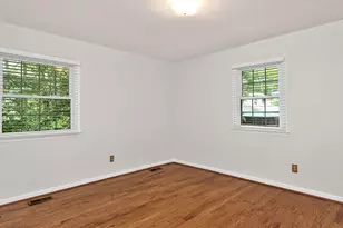 411 Yorktown Dr, Chapel Hill, NC 27516 - Photo 19