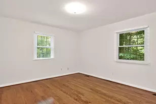411 Yorktown Dr, Chapel Hill, NC 27516 - Photo 15