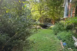 411 Yorktown Dr, Chapel Hill, NC 27516 - Photo 25