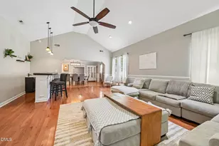 616 Maple Ln, Raleigh, NC 27603 - Photo 5