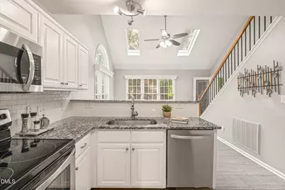 514 Autumngate Drive, Cary, NC 27518 - Photo 13