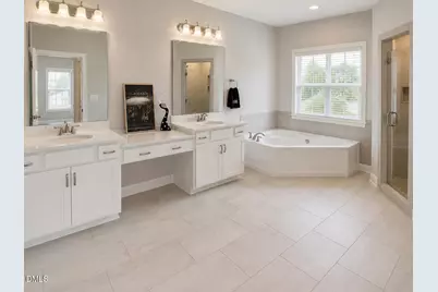 1200 Gathering Park Circle #302, Cary, NC 27519 - Photo 5