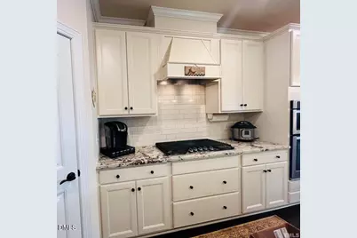 1869 Blue Jay Point, Apex, NC 27502 - Photo 9