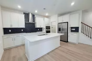 611 Contento Ct, Sanford, NC 27330 - Photo 3