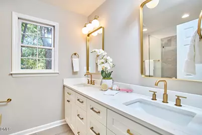 8404 Sleepy Creek Drive, Raleigh, NC 27613 - Photo 33