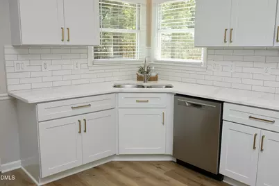 3200 Daingerfield Drive, Raleigh, NC 27616 - Photo 9