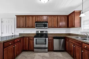 136 Middle Landing Dr, Smithfield, NC 27577 - Photo 13