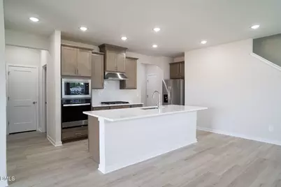 134 N Field Sparrow Way, Clayton, NC 27520 - Photo 5