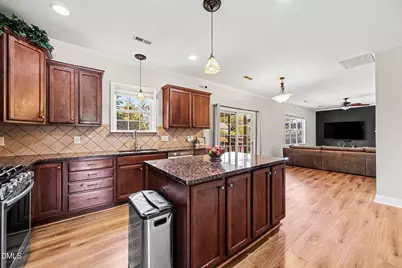 910 Wood Meadow Lane, Durham, NC 27703 - Photo 11