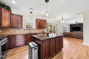 910 Wood Meadow Ln, Durham, NC 27703 - Photo 11