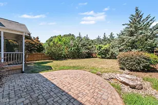 910 Wood Meadow Ln, Durham, NC 27703 - Photo 33