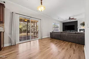 910 Wood Meadow Ln, Durham, NC 27703 - Photo 17