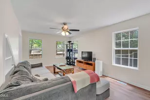 90 Royal St, Fuquay Varina, NC 27526 - Photo 7