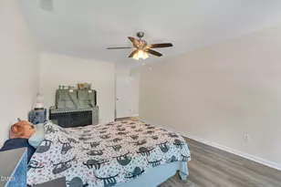 90 Royal St, Fuquay Varina, NC 27526 - Photo 17