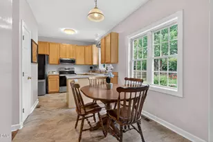 108 Grassy Ridge Ct, Apex, NC 27502 - Photo 5