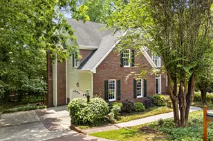 103 Parkgrove Ct, Cary, NC 27519 - Photo 3