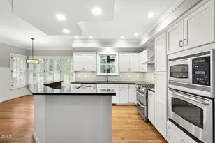 103 Parkgrove Ct, Cary, NC 27519 - Photo 9