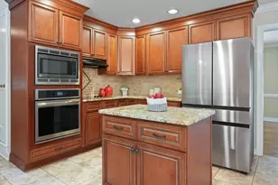 10521 Leafwood Pl, Raleigh, NC 27613 - Photo 15