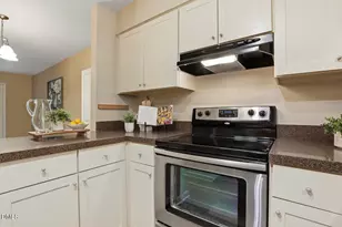 104 Applecross Dr, Cary, NC 27511 - Photo 21