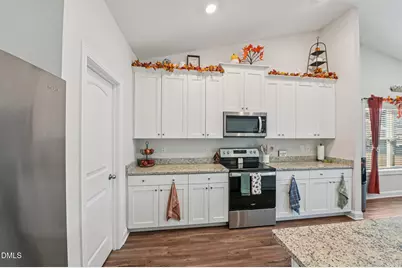 103 Blue Hydrangea Way, Youngsville, NC 27596 - Photo 9