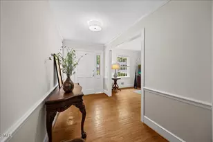 6719 Valley Lake Dr, Raleigh, NC 27612 - Photo 9