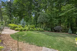 6719 Valley Lake Dr, Raleigh, NC 27612 - Photo 51