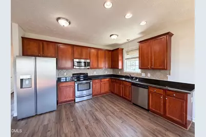 2730 Thursby Cross, Fayetteville, NC 28306 - Photo 5