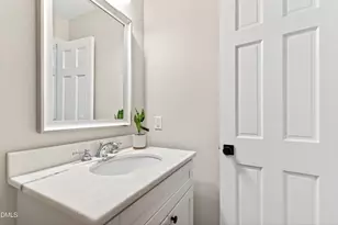 104 Larkwood Ln, Cary, NC 27518 - Photo 23