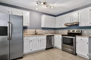 727 Avery St, Garner, NC 27529 - Photo 9