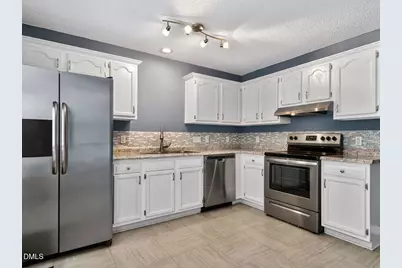 727 Avery Street, Garner, NC 27529 - Photo 9