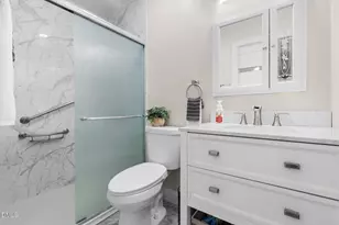 114 Arbuckle Ln, Cary, NC 27511 - Photo 25