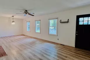 737 Lakeview Dr, Henderson, NC 27536 - Photo 5