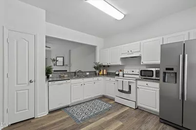 140 Orchard Park Drive, Cary, NC 27513 - Photo 9