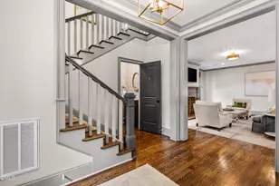 410 Wayne Dr, Raleigh, NC 27608 - Photo 9