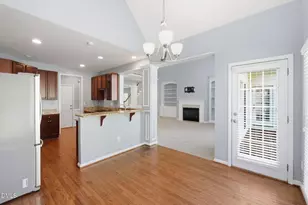 608 Oxboro Cir, Durham, NC 27713 - Photo 23