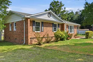 2901 Wicklow Pl, Raleigh, NC 27604 - Photo 3