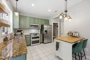 108 Aldeburgh Ct, Holly Springs, NC 27540 - Photo 19