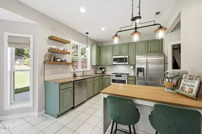 108 Aldeburgh Court, Holly Springs, NC 27540 - Photo 17