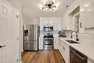 1165 Grovewood Dr, Clayton, NC 27520 - Photo 5
