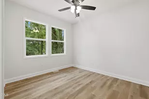 736 Chandler Ave, Burlington, NC 27217 - Photo 19