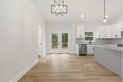 736 Chandler Avenue, Burlington, NC 27217 - Photo 7