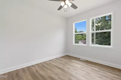 736 Chandler Avenue, Burlington, NC 27217 - Photo 17