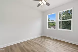 736 Chandler Ave, Burlington, NC 27217 - Photo 17