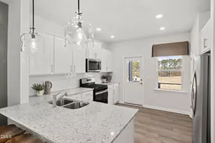 709 Wicklow Hall Dr, Fuquay Varina, NC 27526 - Photo 5