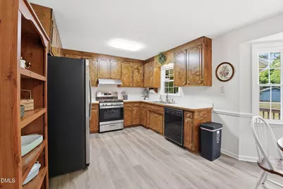 6 Sommerset Drive, Clayton, NC 27520 - Photo 5