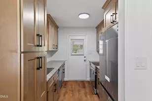 2106 Southgate Dr, Raleigh, NC 27610 - Photo 17