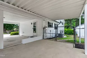 2106 Southgate Dr, Raleigh, NC 27610 - Photo 5