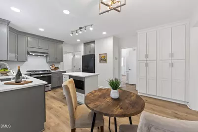 109 Chessington Court, Cary, NC 27513 - Photo 17